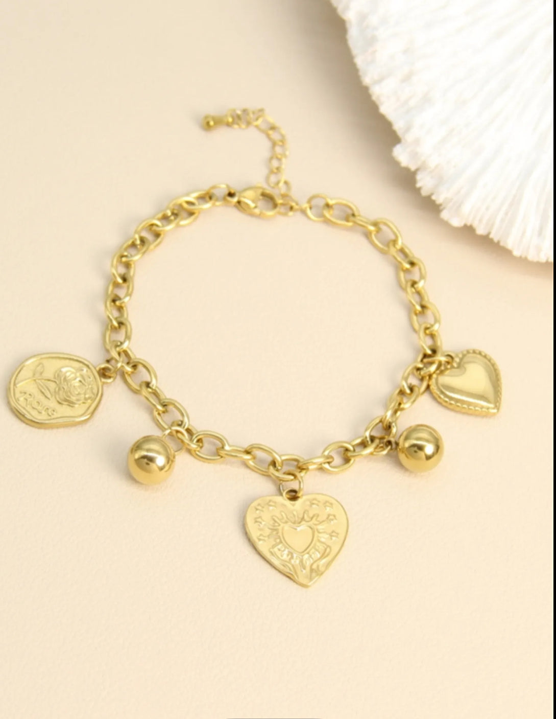 Bracelet Amor acier inoxydable doré