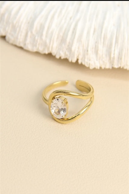 Bague en acier inoxydable avec pierre zircon