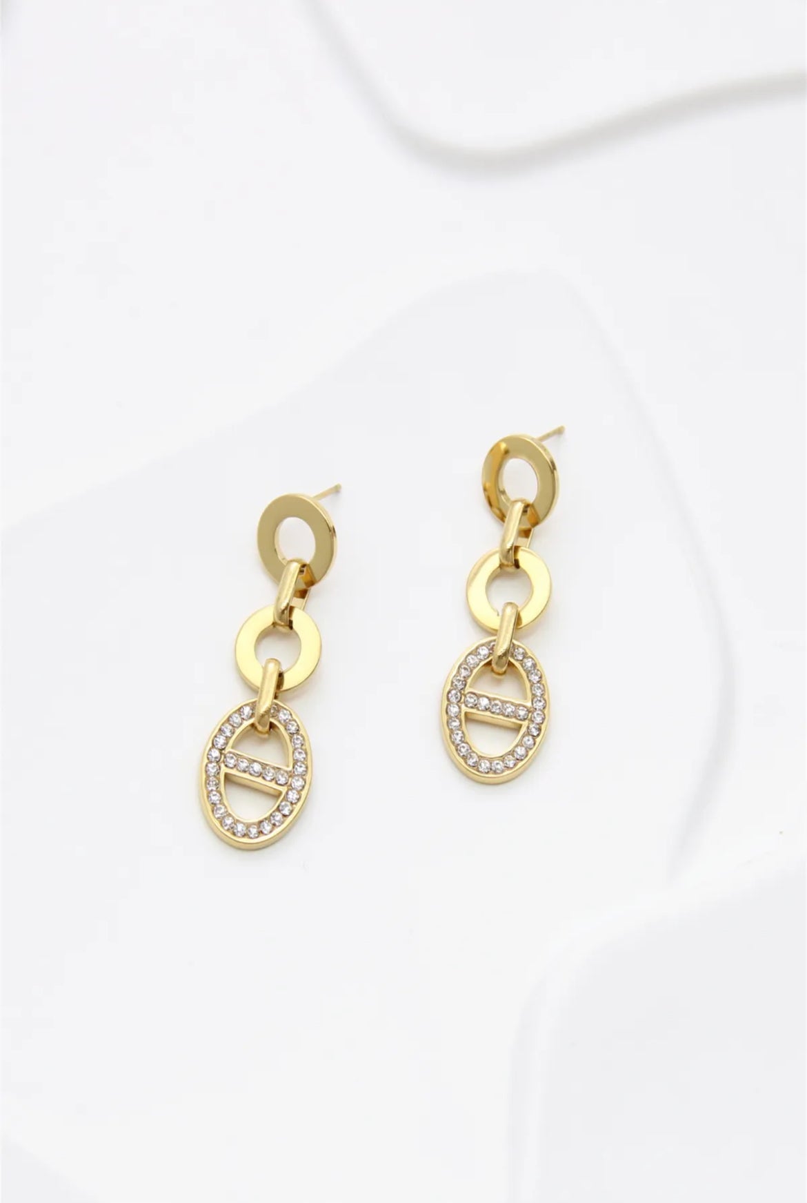 Boucles d'oreilles pendantes avec zircon scintillant